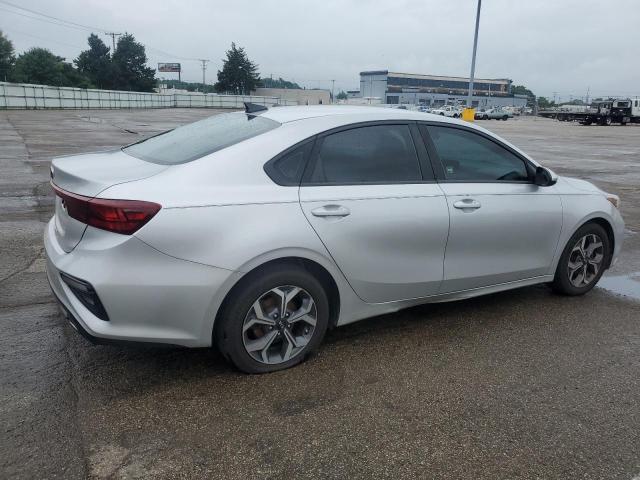 3KPF24AD4KE057048 - 2019 KIA FORTE FE 银色 照片 3