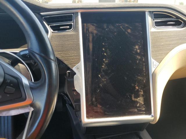 5YJSA1E18FF120152 - 2015 TESLA MODEL S Kırmızı fotoğraf 9