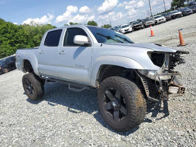 5TEJU62N26Z235626 - 2006 TOYOTA TACOMA DOUBLE CAB PRERUNNER SILVER photo 4