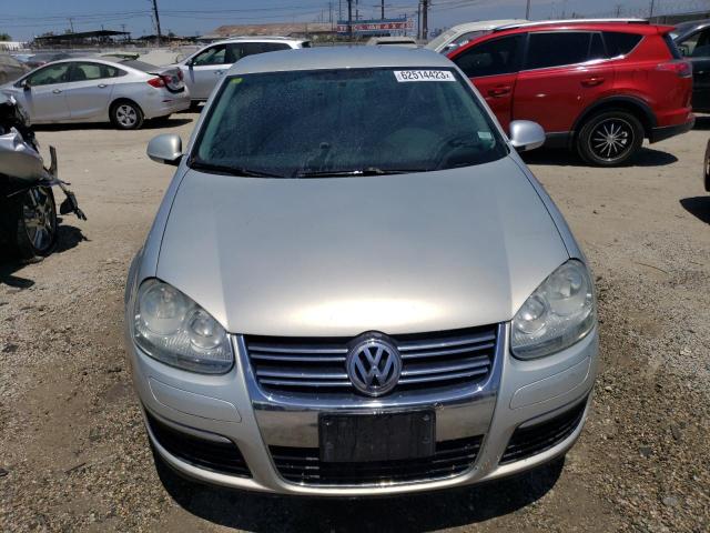 3VWJZ7AJ5AM079767 - 2010 VOLKSWAGEN JETTA S SILVER photo 5