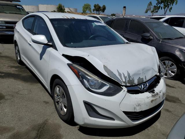 5NPDH4AE1GH673887 - 2016 HYUNDAI ELANTRA SE WHITE photo 4