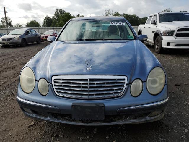 WDBUF82J04X160332 - 2004 MERCEDES-BENZ E 320 4MATIC BLUE photo 5