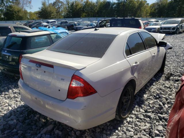 3FAHP0HA9BR316257 - 2011 FORD FUSION SE WHITE photo 4