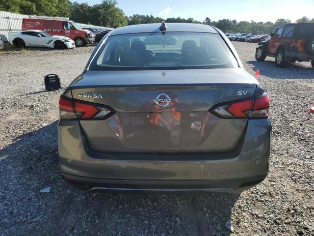 3N1CN8EV4ML840912 - 2021 NISSAN VERSA SV GRAY photo 6