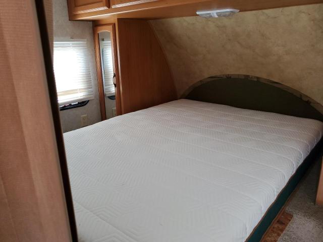 4YDT26R25A7200442 - 2010 KEYSTONE HORNET WHITE photo 6