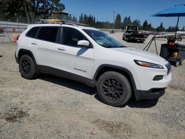 1C4PJMLB3JD566969 - 2018 JEEP CHEROKEE LATITUDE PLUS WHITE photo 4