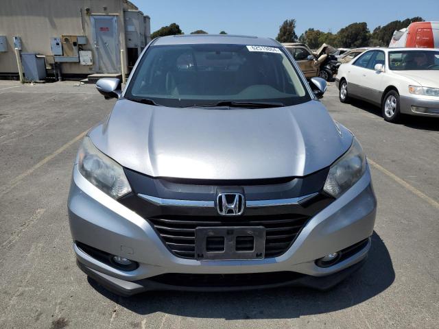 3CZRU6H56JG710509 - 2018 HONDA HR-V EX SILVER photo 5