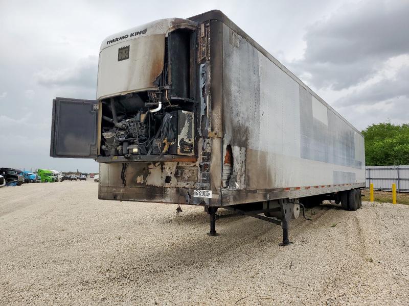 1UYVS25387U122916 - 2007 UTILITY VAN WHITE photo 2