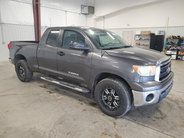 5TFRM5F1XBX030433 - 2011 TOYOTA TUNDRA DOUBLE CAB SR5 GRAY photo 4