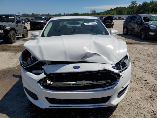 3FA6P0H76GR277176 - 2016 FORD FUSION SE WHITE photo 5