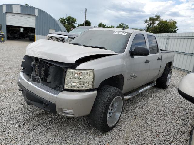 2GCEC13J971502236 - 2007 CHEVROLET SILVERADO C1500 CREW CAB SILVER photo 1