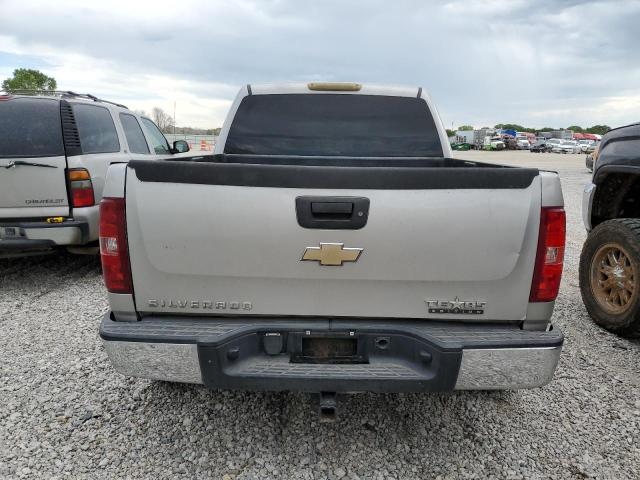 2GCEC13J971502236 - 2007 CHEVROLET SILVERADO C1500 CREW CAB SILVER photo 6