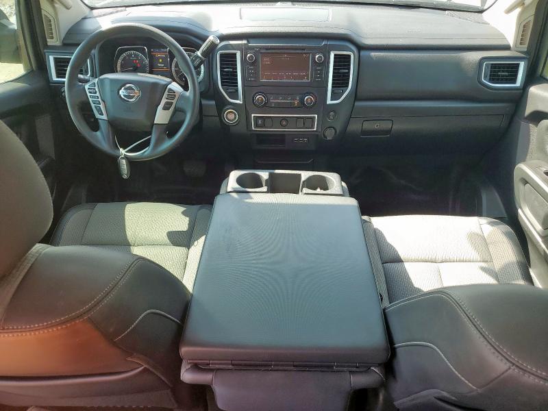 1N6AA1EKXKN533557 - 2019 NISSAN TITAN S 黑色 照片 8