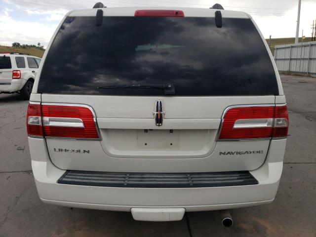 5LMFU28548LJ11261 - 2008 LINCOLN NAVIGATOR თეთრი ფოტო 6