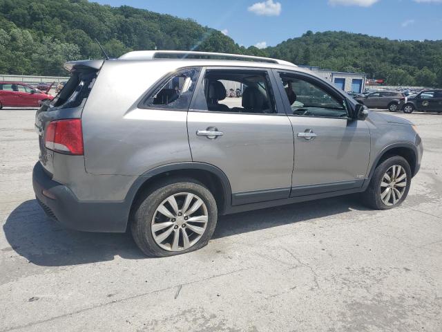 5XYKUDA16BG126033 - 2011 KIA SORENTO EX SILVER photo 3