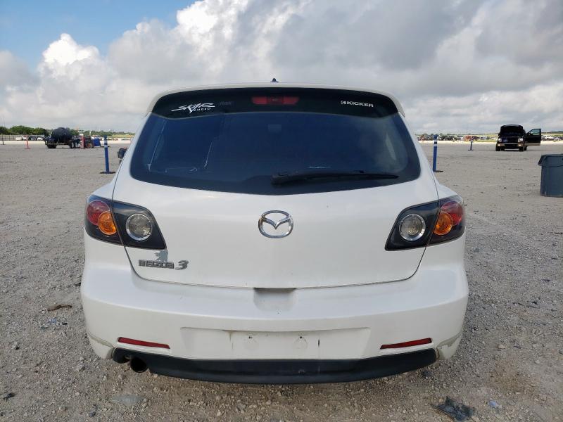 JM1BK143461479460 - 2006 MAZDA 3 HATCHBACK Weiß Foto 6