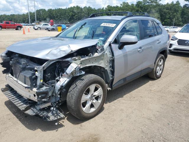 2021 TOYOTA RAV4 XLE, null
