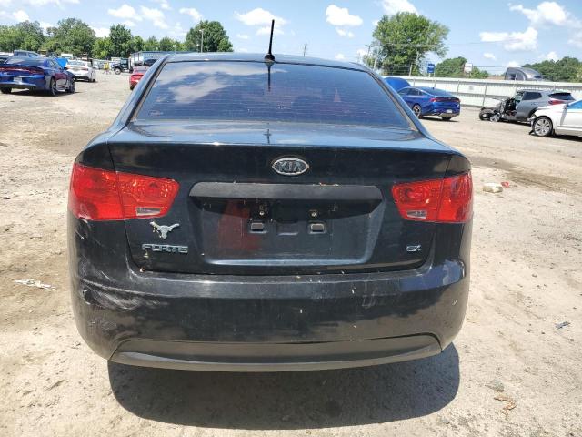 KNAFU4A28B5423255 - 2011 KIA FORTE EX BLACK photo 6