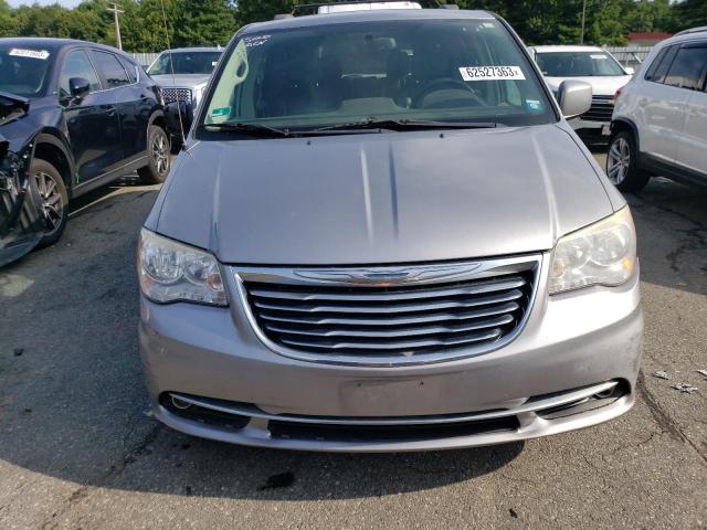 2C4RC1BG4DR605164 - 2013 CHRYSLER TOWN & COU TOURING 银色 照片 5
