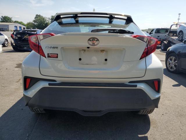 NMTKHMBX3KR079200 - 2019 TOYOTA C-HR XLE თეთრი ფოტო 6