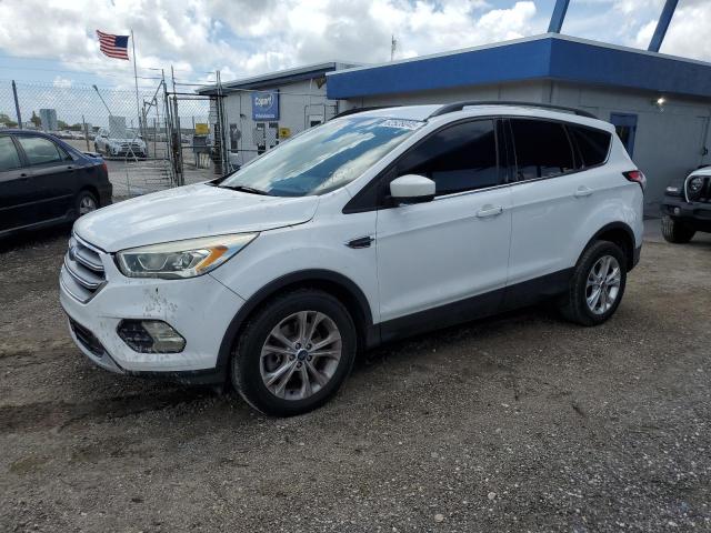 2017 FORD ESCAPE SE, null