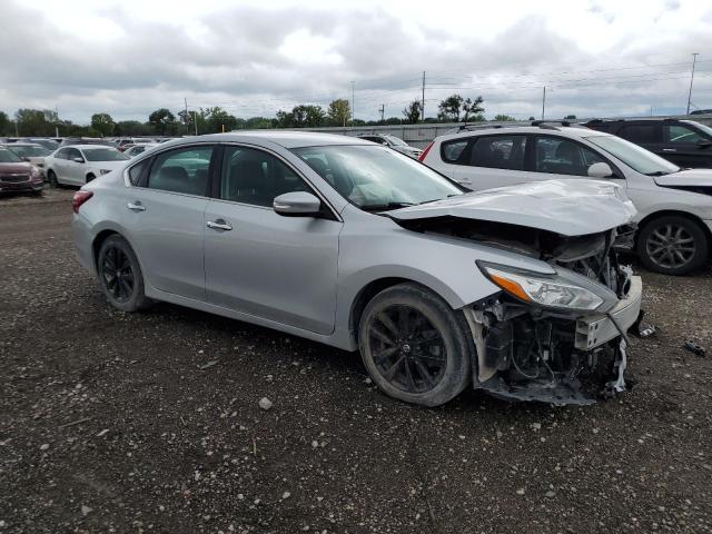 1N4AL3AP0JC132643 - 2018 NISSAN ALTIMA 2.5 SILVER photo 4