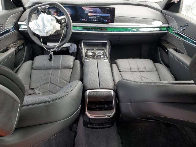 WBY43EJ09RCR44541 - 2024 BMW I7 EDRIVE50 银色 照片 8