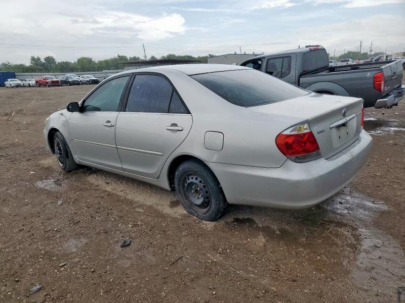 4T1BE32K26U676537 - 2006 TOYOTA CAMRY LE SILVER photo 2