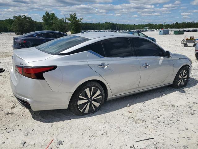 1N4BL4DV4KC126141 - 2019 NISSAN ALTIMA SV SILVER photo 3