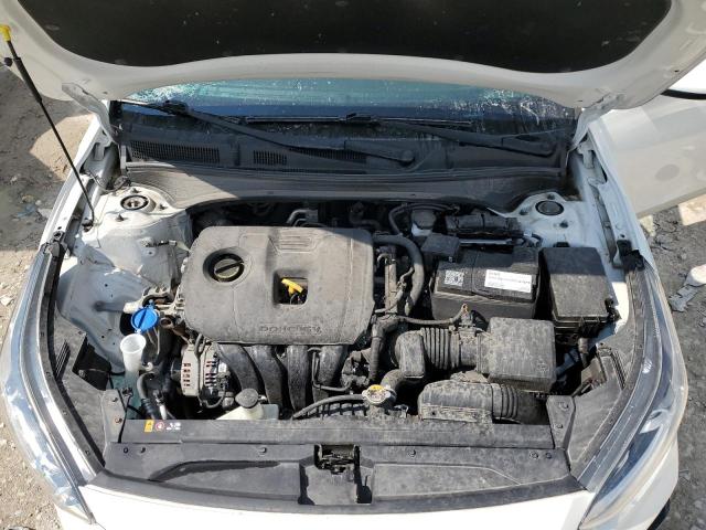 3KPF24AD3KE134668 - 2019 KIA FORTE FE WHITE photo 11