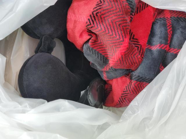 4T1BK1EBXHU259839 - 2017 TOYOTA AVALON XLE GRAY photo 12