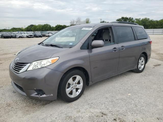 5TDKZ3DC2HS851858 - 2017 TOYOTA SIENNA LE GRAY photo 1