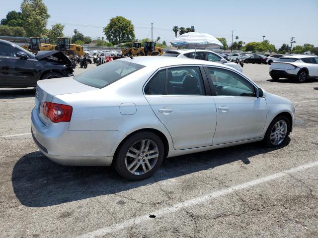 3VWEG71K07M138992 - 2007 VOLKSWAGEN JETTA WOLFSBURG 银色 照片 3