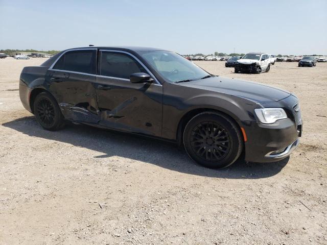 2C3CCAAG1HH547005 - 2017 CHRYSLER 300 LIMITED BLACK photo 4