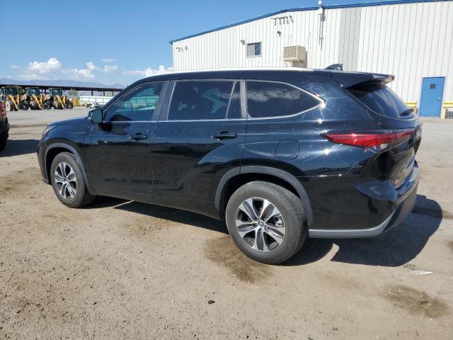 5TDKDRAH3PS023141 - 2023 TOYOTA HIGHLANDER L BLACK photo 2
