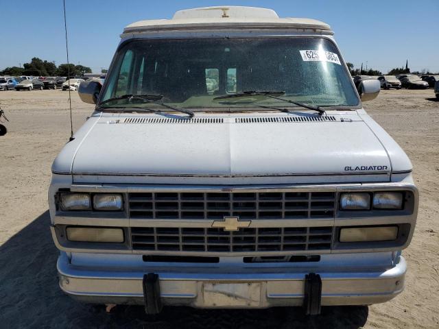 1GBEG25K7SF205231 - 1995 CHEVROLET G20 WHITE photo 5