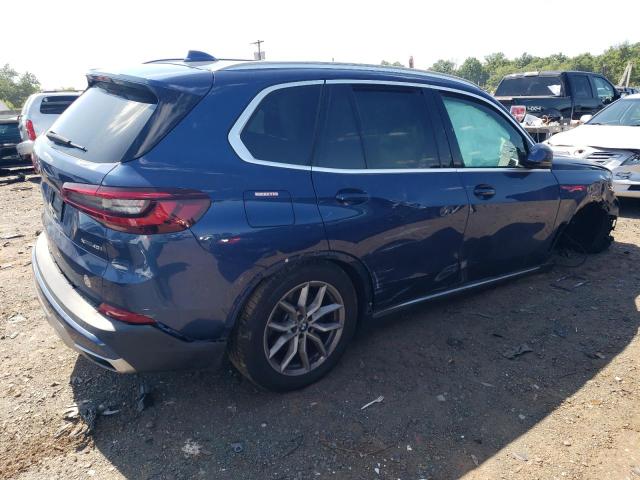 5UXCR6C00M9E05599 - 2021 BMW X5 XDRIVE40I BLUE photo 3