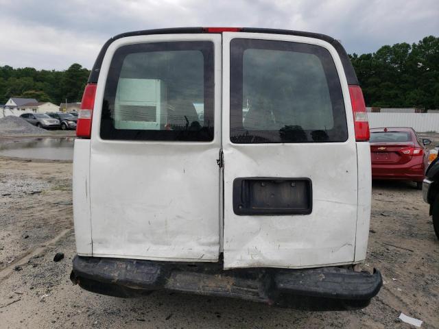 1GCWGFCF2F1273159 - 2015 CHEVROLET EXPRESS G2 WHITE photo 6