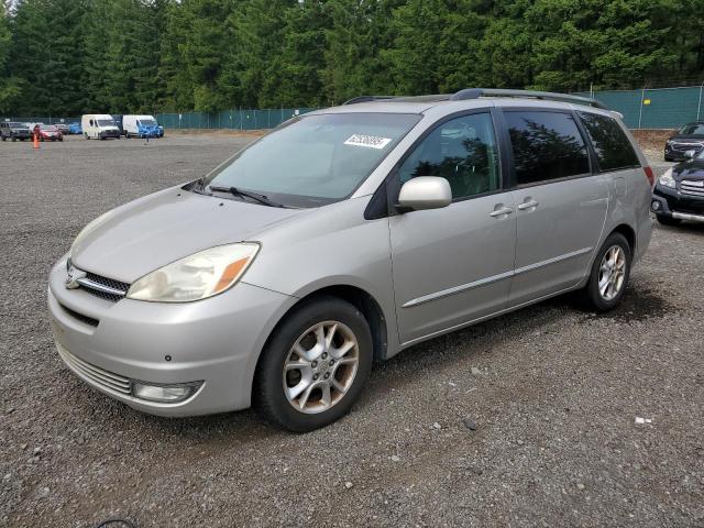 2004 TOYOTA SIENNA XLE, null