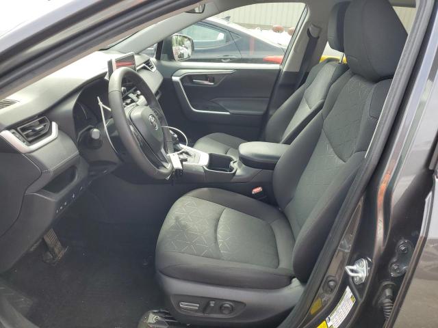 4T3RWRFV0PU094951 - 2023 TOYOTA RAV4 XLE GRAY photo 7