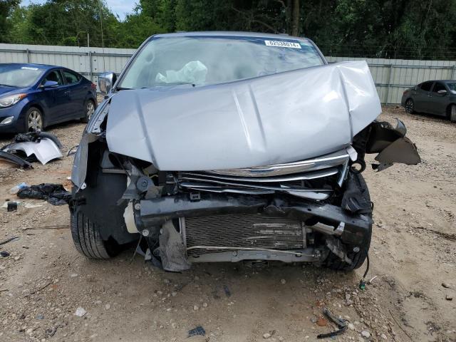 2C4RC1CG0DR716101 - 2013 CHRYSLER TOWN & COU TOURING L SILVER photo 5