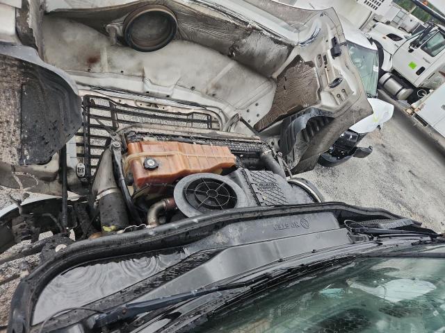 1FUJGBDV4GLGS0419 - 2016 FREIGHTLINER CASCADIA 1 Ақ фото 7