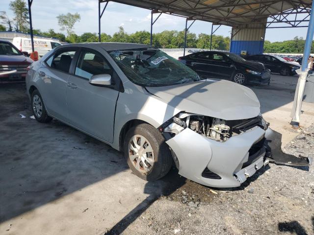 2T1BURHE5HC838771 - 2017 TOYOTA COROLLA L Сріблястий фото 4