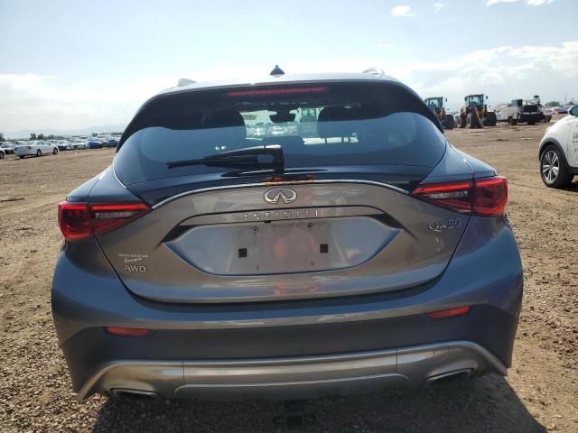 SJKCH5CR9HA015225 - 2017 INFINITI QX30 BASE 灰色 照片 6