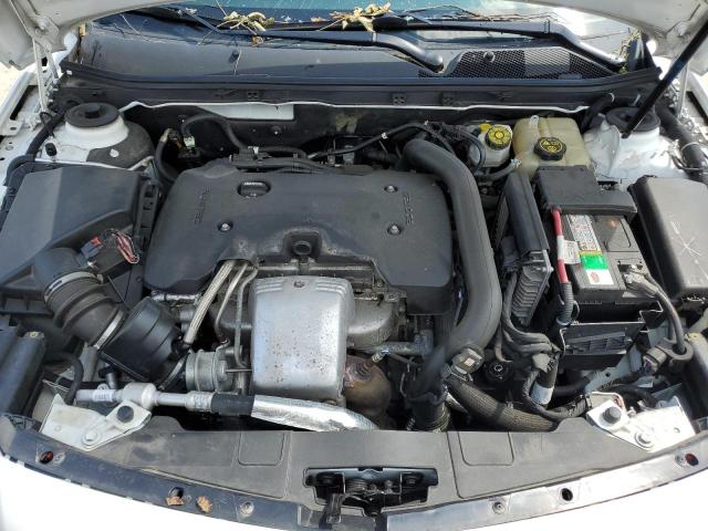 2G4GK5EX0F9222012 - 2015 BUICK REGAL WHITE photo 11