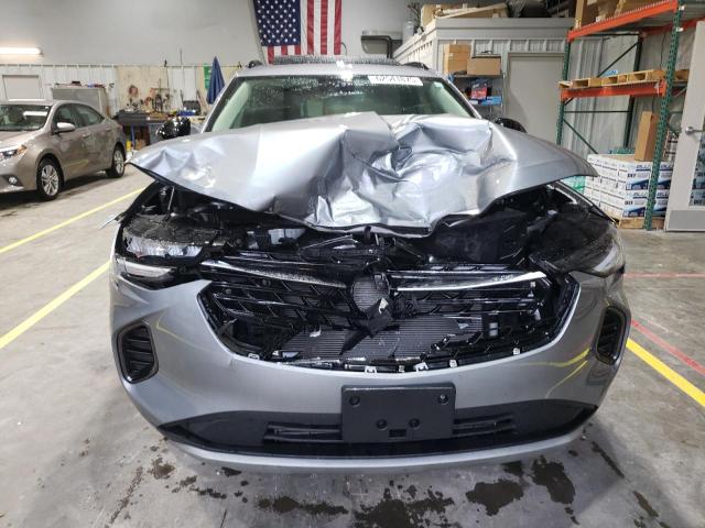 LRBFZPR43PD041447 - 2023 BUICK ENVISION ESSENCE Gümüş foto 5