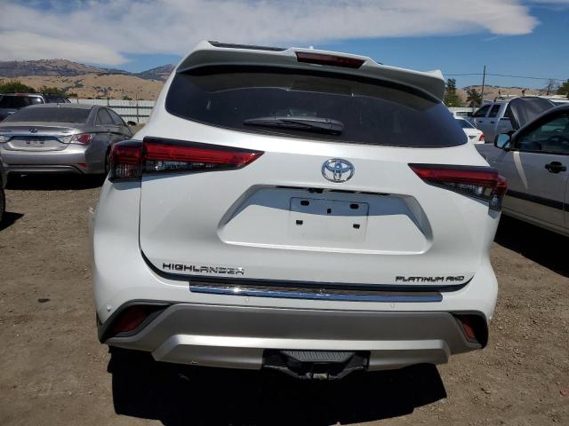 5TDFZRBH7NS181531 - 2022 TOYOTA HIGHLANDER PLATINUM WHITE photo 6