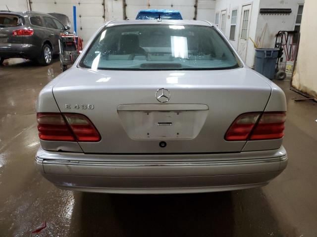 WDBJF70J52B462659 - 2002 MERCEDES-BENZ E 430 SILVER photo 6