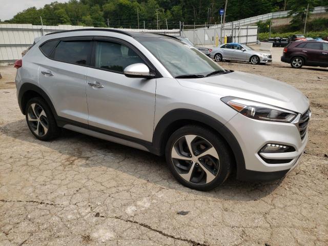 KM8J3CA29JU683416 - 2018 HYUNDAI TUCSON VALUE SILVER photo 4