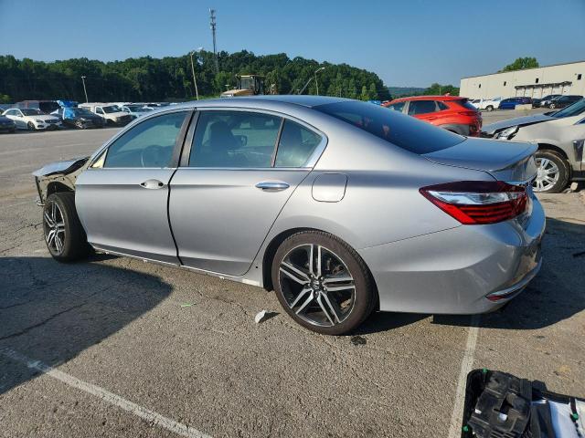 1HGCR2F50HA201681 - 2017 HONDA ACCORD SPORT SILVER photo 2